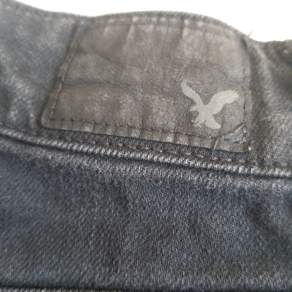 American Eagle Distressed Hi-Rise Festival Shorts - Picture 6 of 7